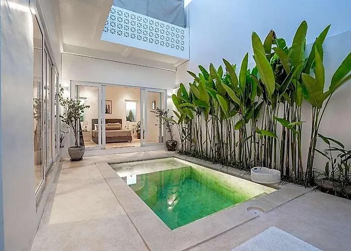 Eden Villa *